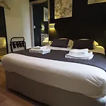 Le Biarritz - 3* Виши