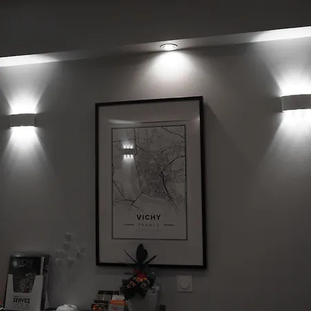 Le Biarritz - فندق فيشي