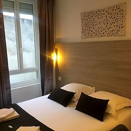 ホテル Le Biarritz - 3*