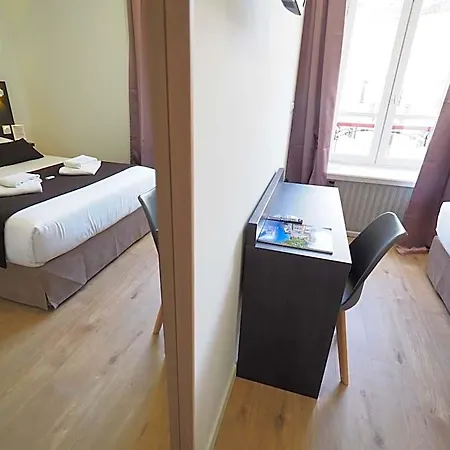 Le Biarritz - 3* Βισύ