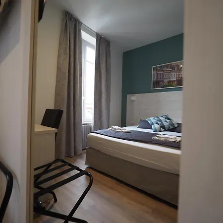 Le Biarritz - 3* Vichy